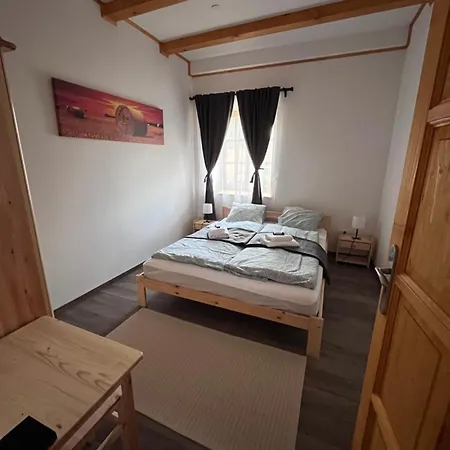Kenessey Apartman Balatonkenese